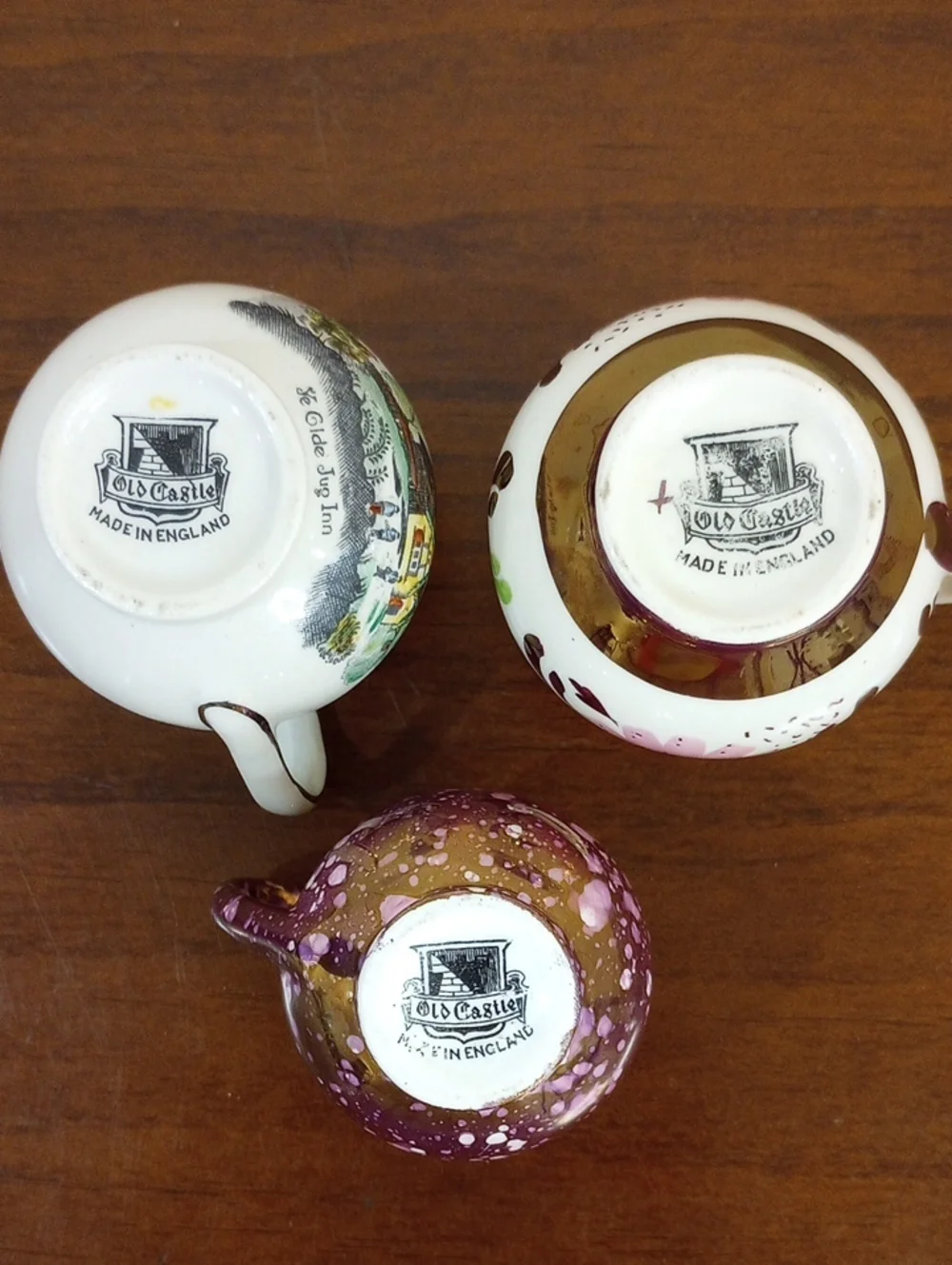 Old Castle English Creamers, Set Of 3 - Vintage!